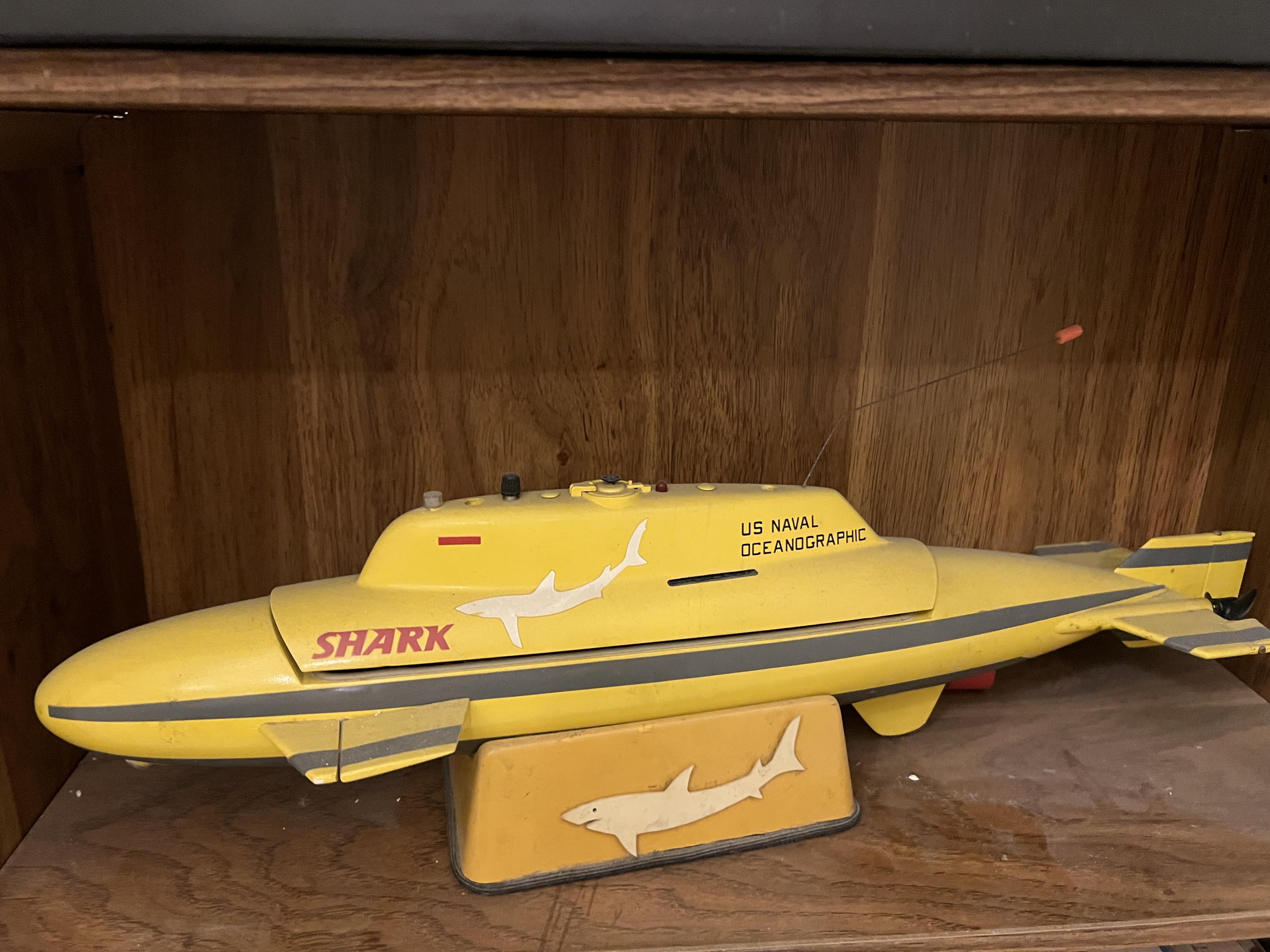 German Graupner Shark